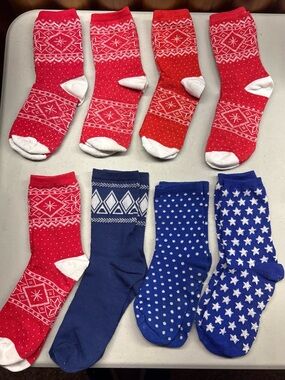 Women’s Fair Isle Red White Christmas Socks Nordic Winter Stars Cotton Blend